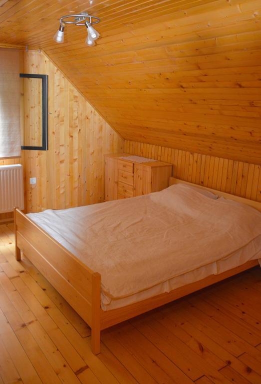 Brunarica Petric - Bela Krajina - Komarna Vas - Smucisce Gace - Semic Экстерьер фото